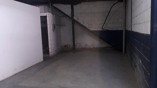 Imagen 4 de 5 de Local En Alquiler De 48 Metros Cuadrados, Ideal Para Deposito
