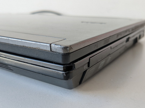 Imagen 7 de 8 de Notebook Dell Latitude E4310 I5, 2gb Ram 240 Gb Ssd - Leer