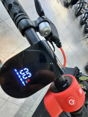 Imagen 4 de 17 de Monopatín Eléctrico X8 Batería Litio Extraible - Ridegreen