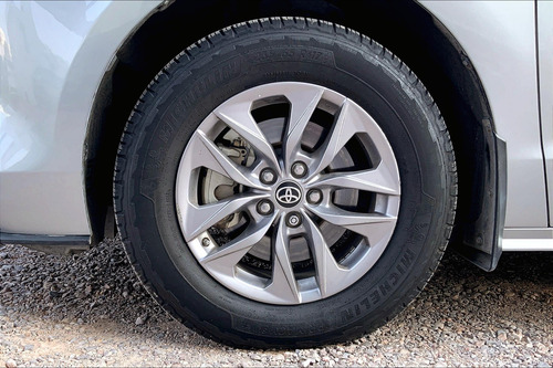 Toyota Sienna 2021