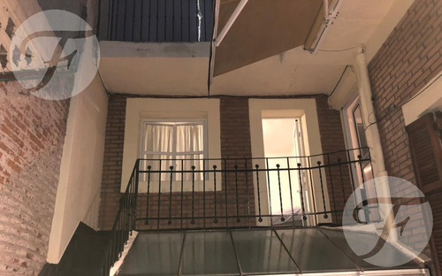 Ph En Excelente Estado Con Cochera, Patio Con Parrilla Y Espectacular Tza De 130 M2