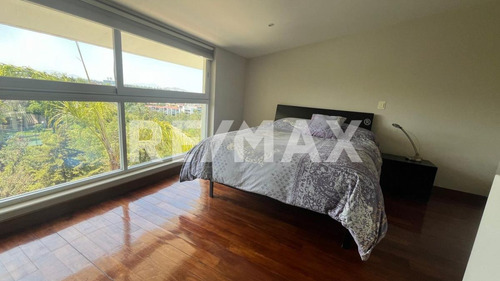 Casa En Venta A 3 Cuadras De Av. De Las Palmas Con Terraza Y Seguridad