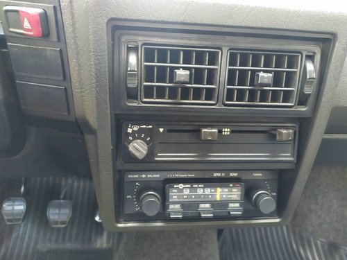 Imagem 5 de 15 de Volkswagen Voyage 1.6 Cl 8v Gasolina 2p Manual