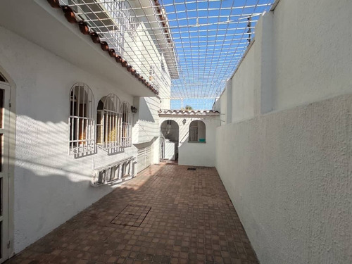 Imagen 13 de 14 de Venta Casa Prebo 370m2 Morella Dj 04244231059 Mdj 135268