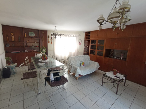 Imagen 5 de 14 de Casa En Barrio Cirsubdos