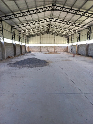 Imagen 9 de 10 de Venta Espectacular Galpon Sobre Ruta 5 Mercedes Bsas