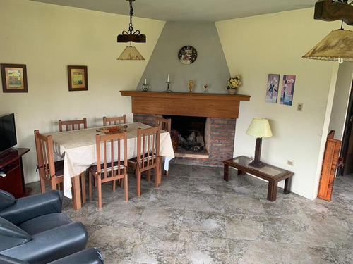 Casa A La Venta En Playa Hermosa