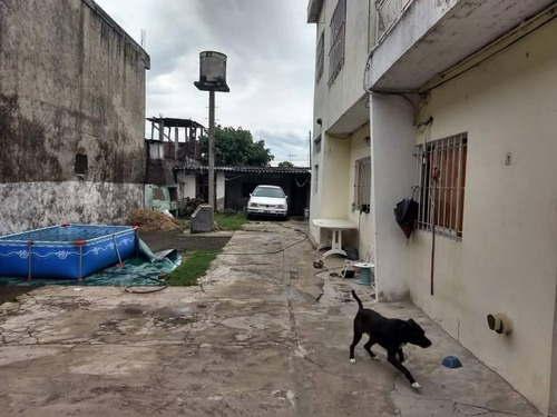 Imagen 2 de 18 de A La Venta Propiedad Con Amplio Terreno Y Dos Viviendas
