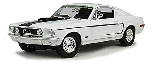 Maisto 1968 Ford Mustang Gt Cobra Jet Hard Top 1/18 Escala D