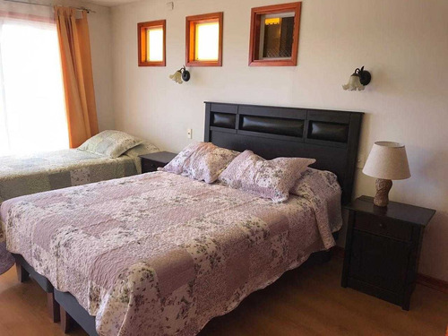 Imagen 8 de 16 de Se Arrienda Cómoda Y Acogedora Casa A Pasos De Playa