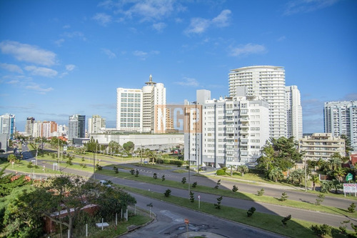 Imagen 4 de 23 de Alexander Boulevard, Apartamento De 3 Dormitorios En Venta