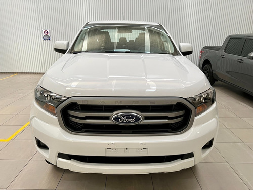 Imagen 2 de 17 de Ford Ranger Xls 4x4 Cabina Doble 3.2 Diesel 0km