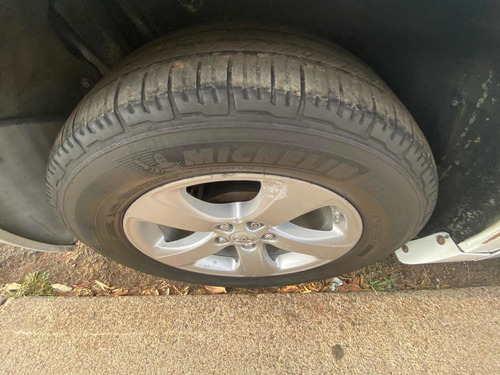 Imagen 11 de 13 de Toyota Sienna 2011 Le Aa Ee At