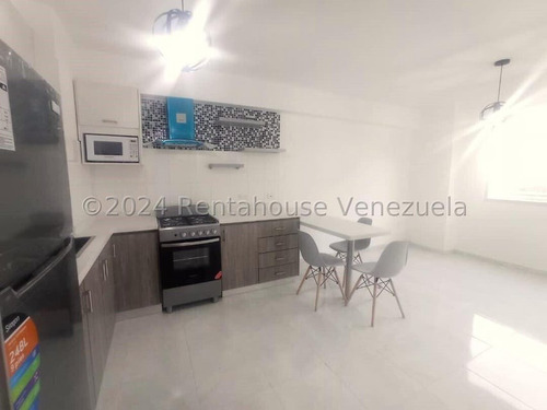 Apartamento En Alquiler Ubicado En La Trigaleña Valencia Carabobo Venezuela Cod 24-23017 Eloisa Mejia