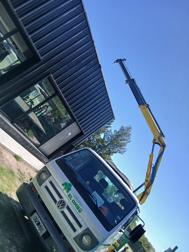 Volwaguen 8.150e Con Hidrogrua Amco Veba 2200 Kilos Al Pie
