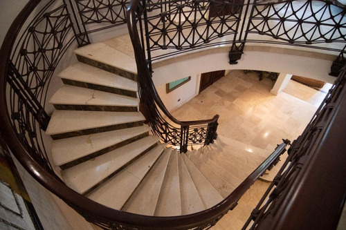 Vendo Majestuosa Mansión En Arroyo Hondo, Distrito Nacional, Santo Domingo, República Dominicana