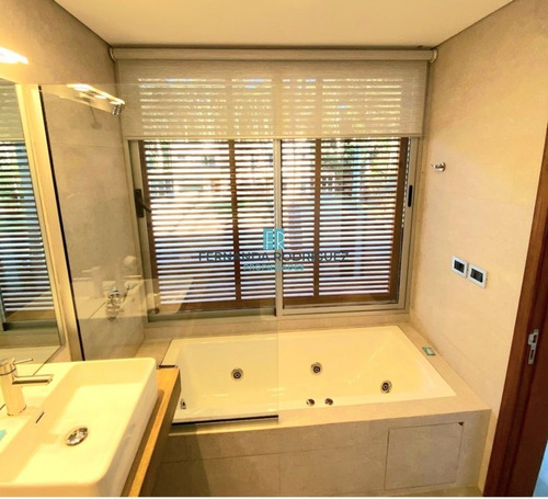 Casa 4 Dormitorios Nueva Con Piscina!- Ref: 154