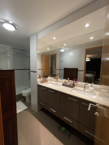 Amplio Departamento-almagro Vista Poniente-excelente Estado