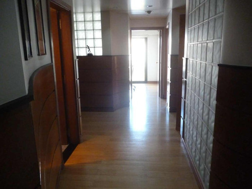 Venta Oficina O Departamento - Avellaneda Centro