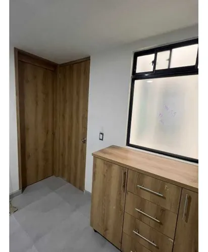 Excelente Inversión Por Su Ubicación Sabaneta 61 Mt/ 3 Alc/ Edificio