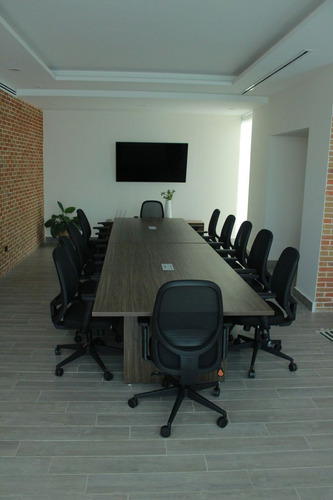 Venta Oficina #211 Piso 2 Playa Del Carmen Humana Workcenter