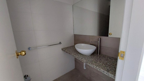 Imagen 14 de 15 de Apartamento En Venta De 2 Dormitorios En Centro - Reciclado