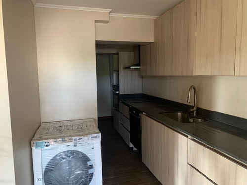 Departamento De 128 M2 , A Dos Cuadras Del Centro , Valdivia