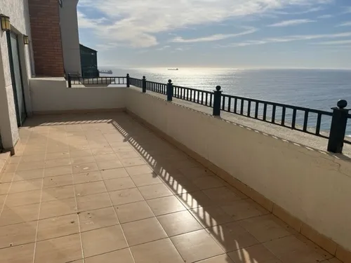 Año Corrido Sin Muebles, Gran Terraza
