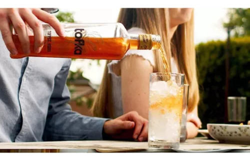Licor Tofka Toffe Vodka Caramelo X 1lt