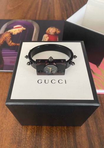 Relógio Preto Spikes - Gucci