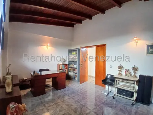 Casas En Venta Mls #25-11547