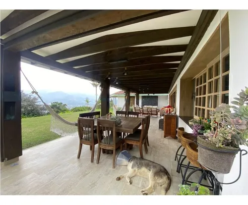 Increíble Casa Campestre Con Hermoso Lote. Código 57