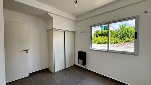 Venta Ph - 4 Amb A Estrenar Patio Y Jardín