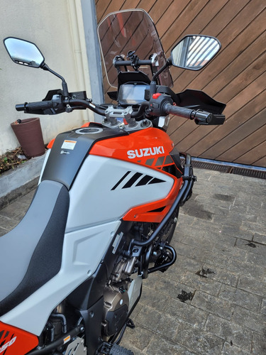 Vendo Suzuki Zera- 120km- 2022- Branca E Laranja