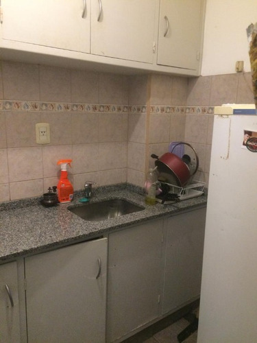 Imagen 3 de 10 de Departamento En Venta En Banfield Este