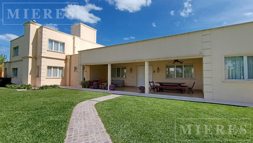 Casa En Venta La Reserva Cardales