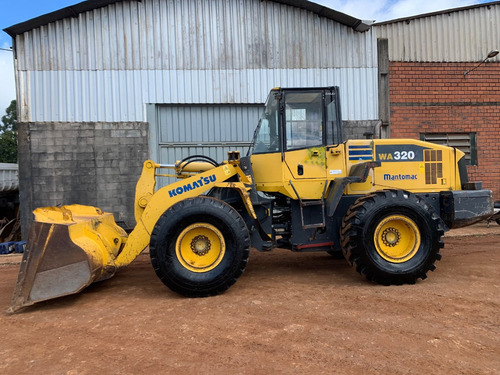 Imagem 3 de 6 de Pá Carregadeira Komatsu Wa320
