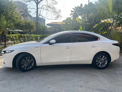 Mazda 3 2.0 Touring