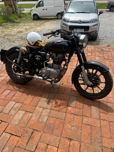 Royal Enfield Classic 350 Customizada