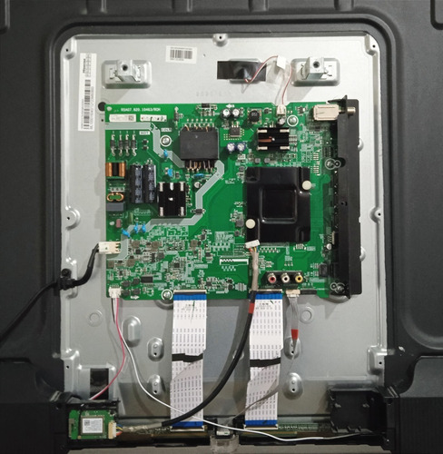 Imagen 5 de 9 de 55 4k Uhd Hisense Roku Tv (55r6g) Para Repuesto