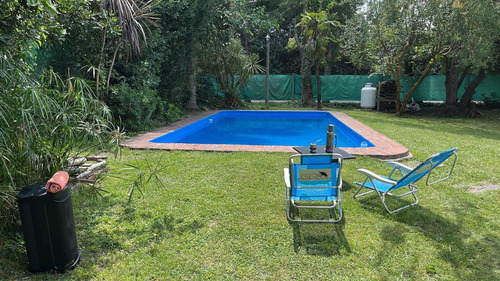Casa En Venta - 5 Dormitorios 3 Baños - 1200mts2 - La Plata