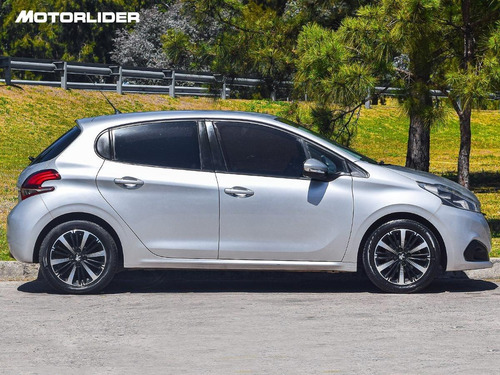 Imagen 6 de 25 de Peugeot 208 Active 1.2 Extra Full | Permuta / Financia