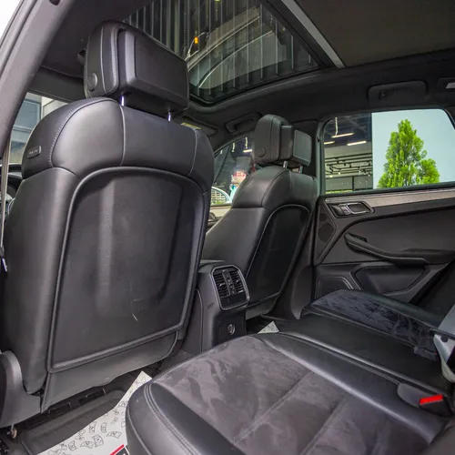 Porsche Macan gts 3.0