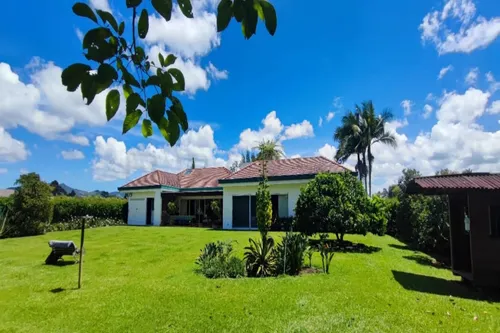 Casa En Arriendo/venta En Llanogrande. Cod A501087