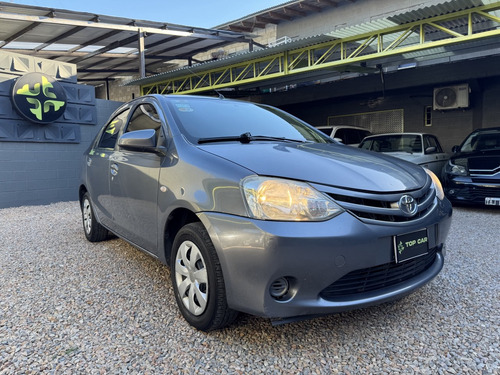 Toyota Etios 1.5 Sedan Xs