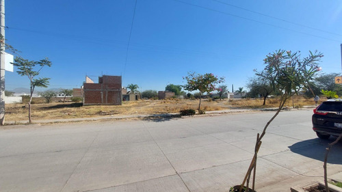 Terreno En Venta Fracciones De San Carlos, León, Gto