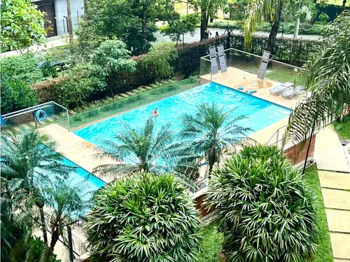 Apartamento Amoblado En Arriendo En El Poblado Parte Alta