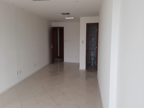 Imagem 14 de 18 de Salvador Trade Center Sala Comercial Para Venda 33m2 Nascente Andar Alto No Caminho Das Arvores - Sfl470 - 68576477