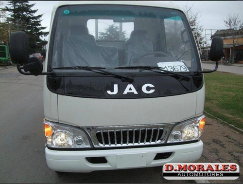 Imagen 4 de 16 de Jac 1035 K Liso 77 Hp 2.8 2023 0km