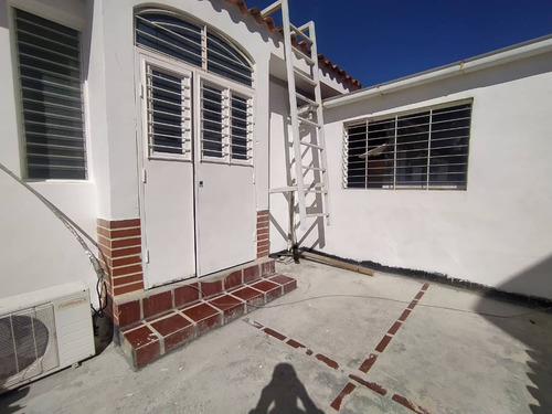 Imagen 18 de 19 de Casa - Quinta En Trigal Norte, Valencia. Negociable